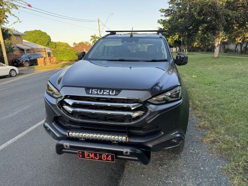 2022 Isuzu MU-X